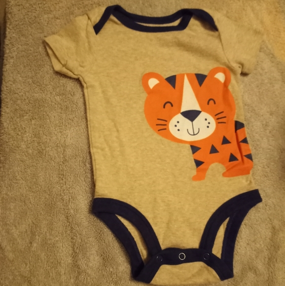 Onesies 3/6M - Picture 2 of 7